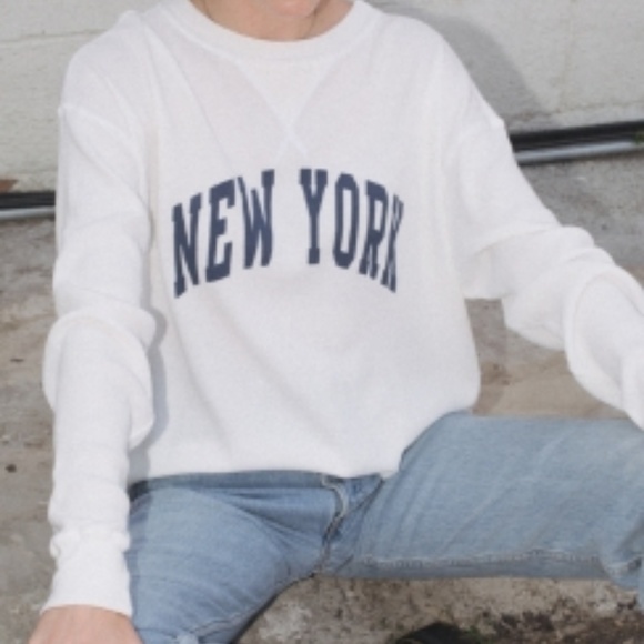 Brandy Melville Tops - NEW LAILA NEW YORK THERMAL TOP white